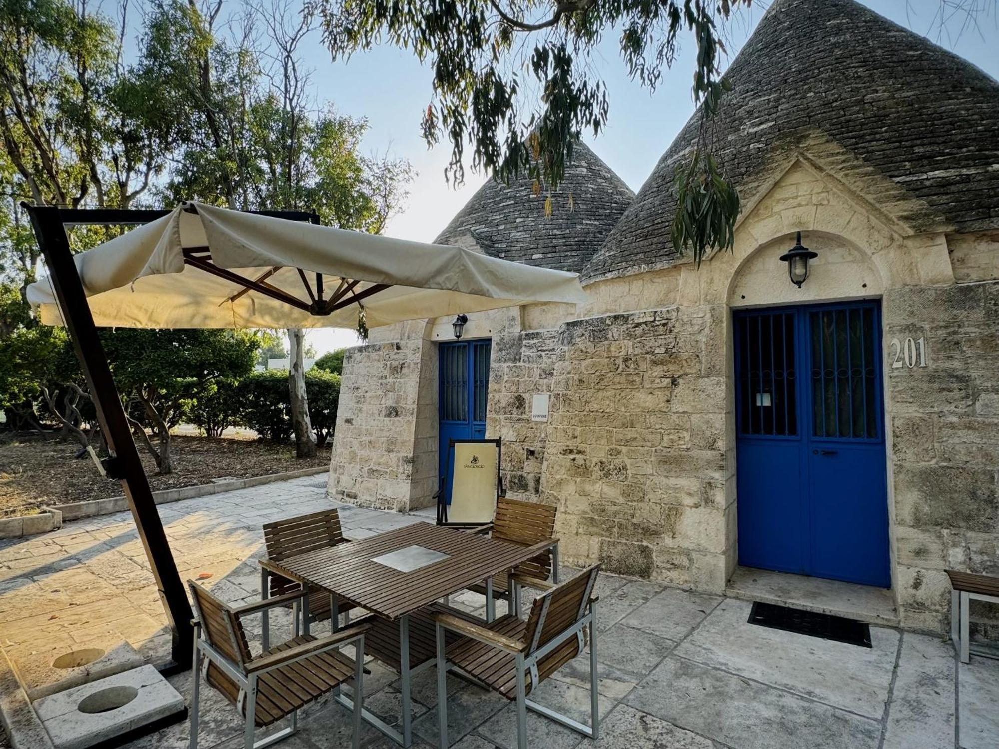 Baia Sangiorgio Hotel & Beach Club Bari Exterior foto