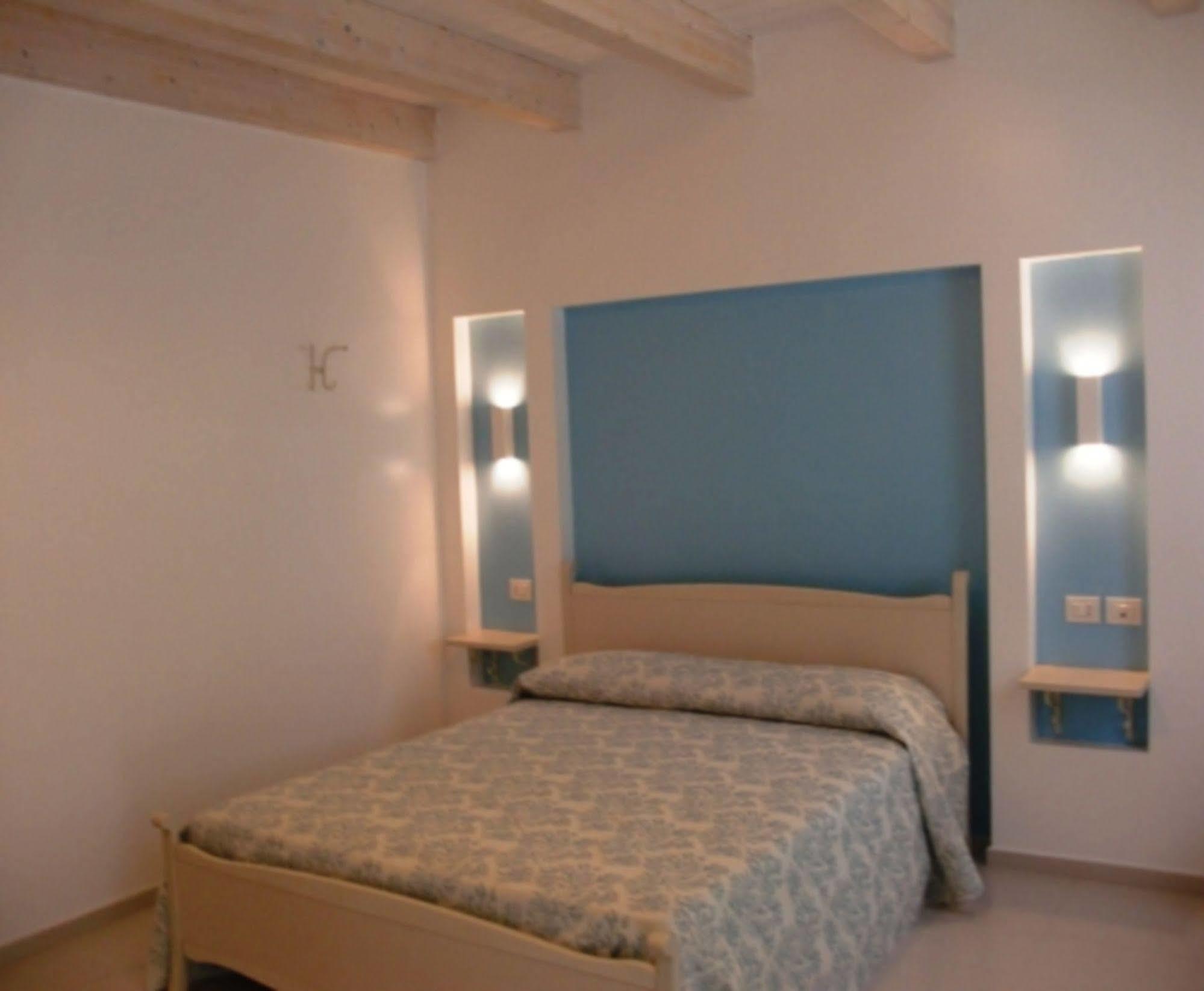 Baia Sangiorgio Hotel & Beach Club Bari Zimmer foto