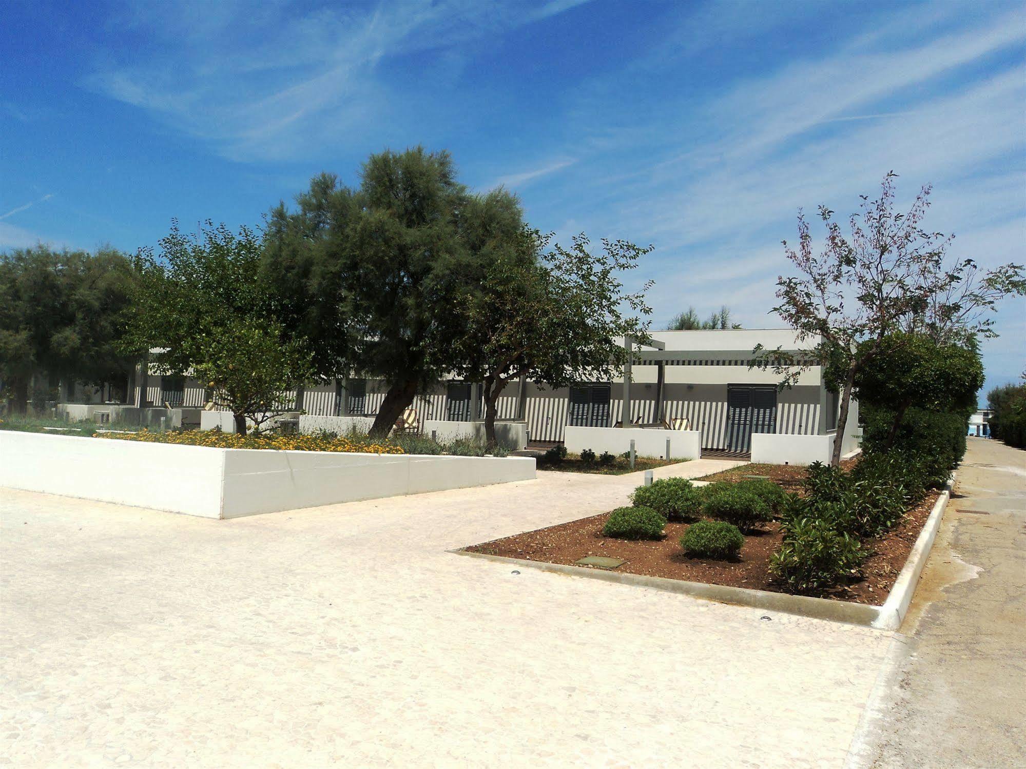 Baia Sangiorgio Hotel & Beach Club Bari Exterior foto